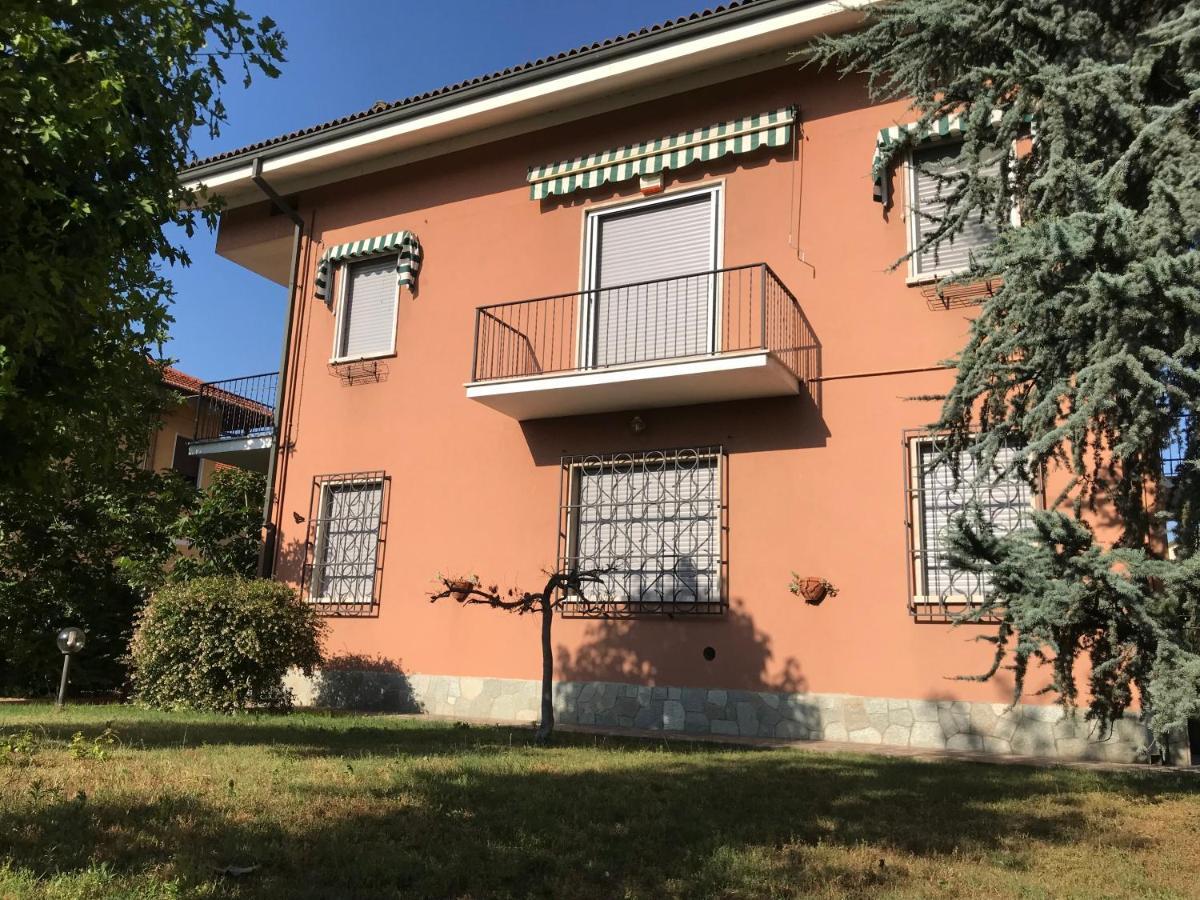 Villa Oleandri Carmagnola Exterior foto